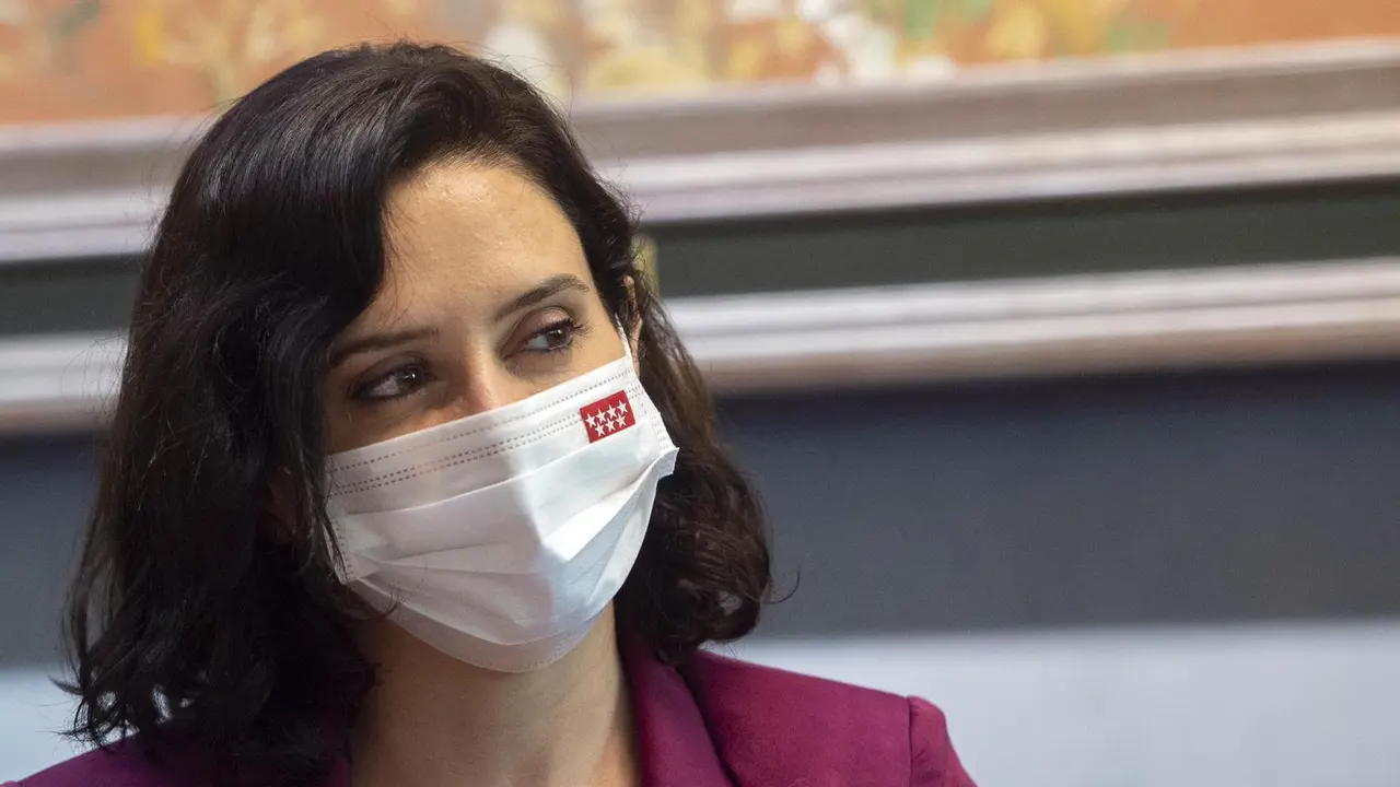 La presidenta en funciones de la Comunidad de Madrid, Isabel D&iacute;az Ayuso, durante una reuni&oacute;n con la presidenta de la Asamblea de Madrid, a 14 de junio de 2021, en Madrid (Espa&ntilde;a). 