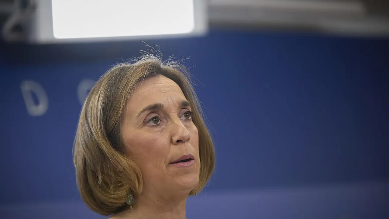La portavoz del Grupo Parlamentario Popular en el Congreso, Cuca Gamarra, interviene en una rueda de prensa anterior a una Junta de Portavoces, a 8 de junio de 2021, en la Sala Constitucional del Congreso de los Diputados, Madrid, (Espa&ntilde;a).