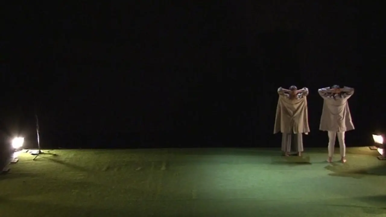 Babirusa Danza 'Recuerda que no pueden cancelar la primavera'