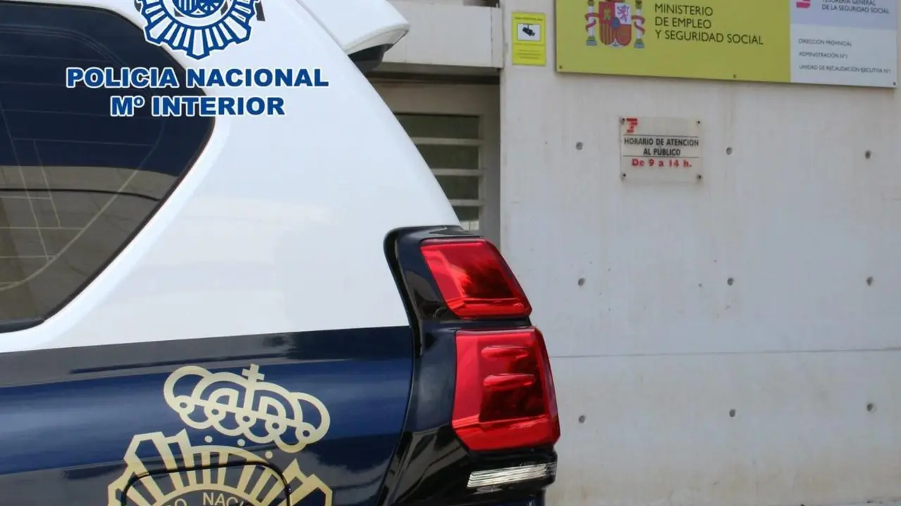 La Polic&iacute;a Nacional detiene a diez personas en la operaci&oacute;n 'Montaditos' acusadas de defraudar a la Seguridad Social con una empresa 'fantasma'