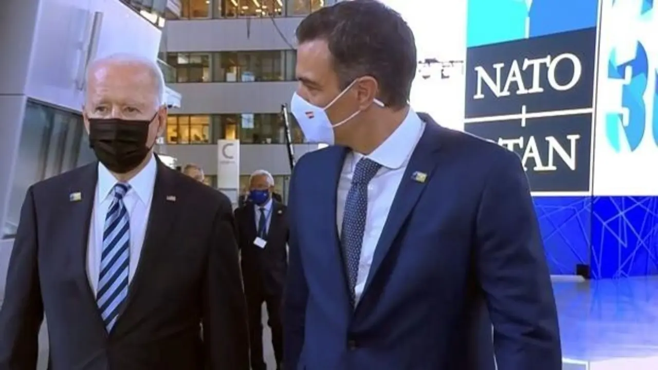 Biden y S&aacute;nchez.
