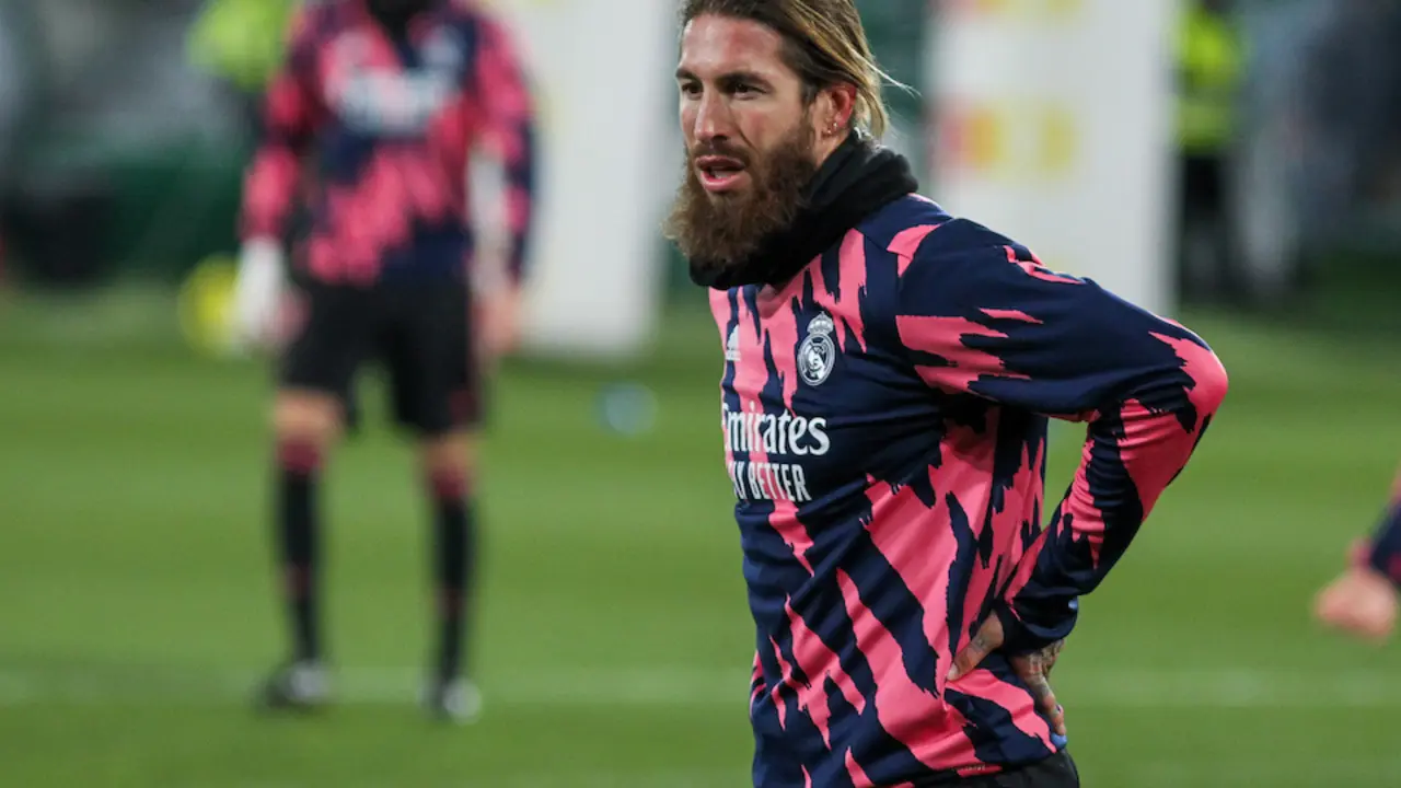 Sergio Ramos, del Real Madrid CF, durante el partido de f&uacute;tbol de La Liga disputado entre el Elche CF y el Real Madrid CF en el estadio Mart&iacute;nez Valero el 30 de diciembre de 2020 en Elche, Alicante, Espa&ntilde;a.