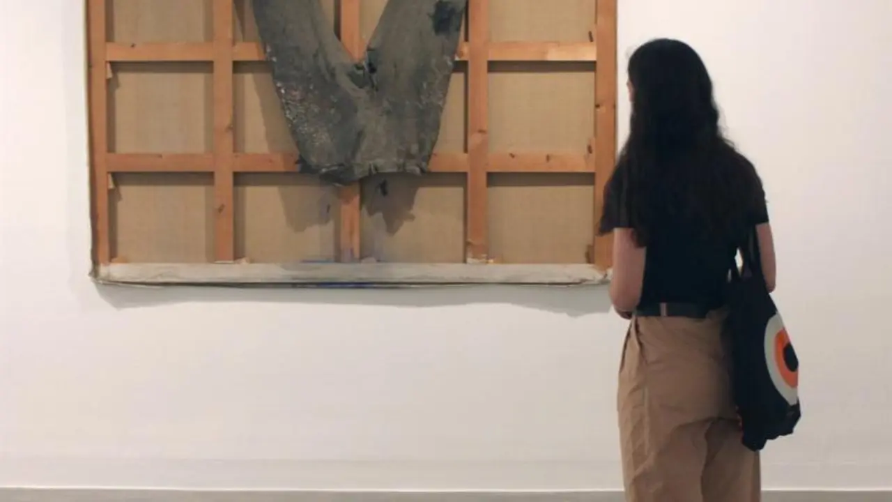 La exposici&oacute;n 'T&agrave;pies. La realitat en primer pla' en la Fundaci&oacute; Antoni T&agrave;pies de Barcelona.
