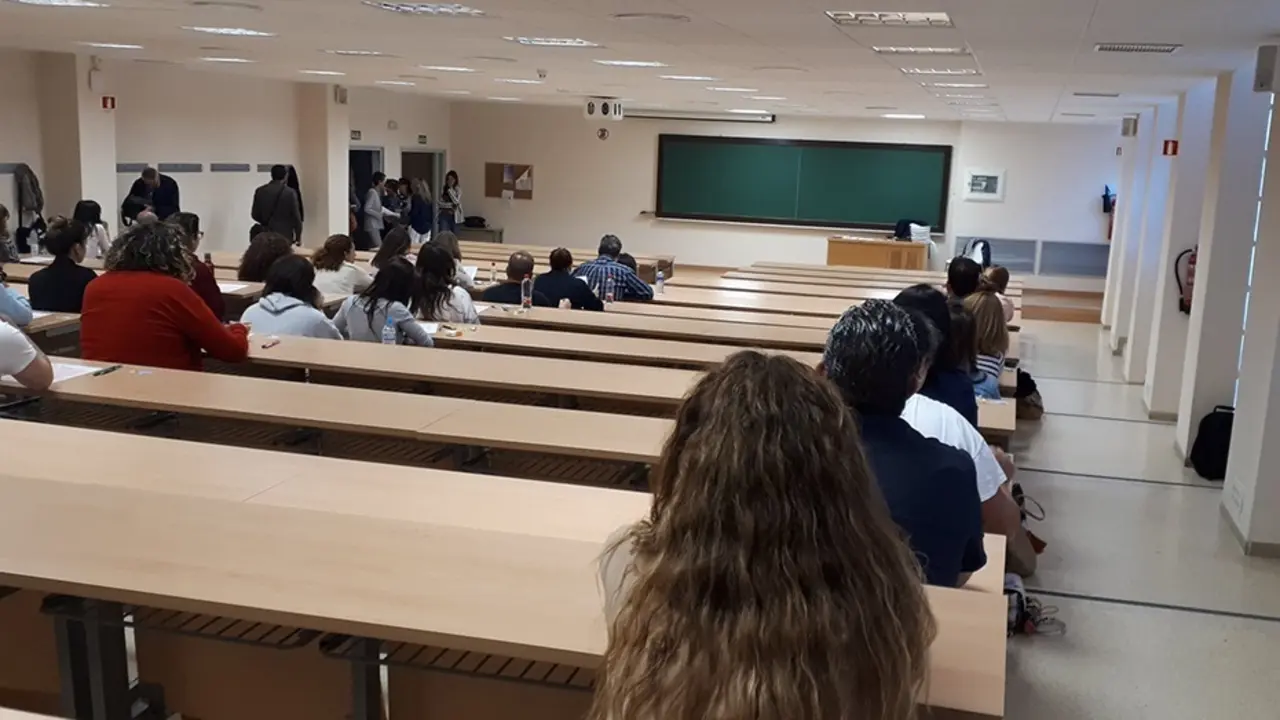 Archivo - Imagen de archivo de unas oposiciones a la Junta de Andaluc&iacute;a.