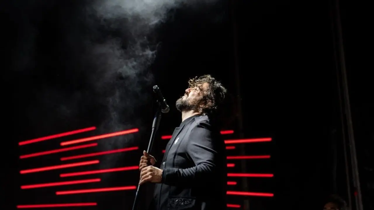 El cantante y compositor catal&aacute;n Antonio Orozco en un concierto de su gira 'Avi&oacute;nica Tour'