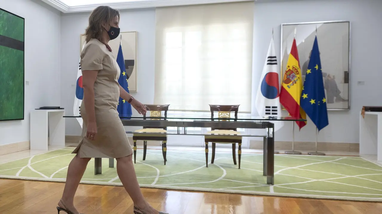 Archivo - La vicepresidenta cuarta del Gobierno y ministra para la Transici&oacute;n Ecol&oacute;gica y el Reto Demogr&aacute;fico, Teresa Ribera