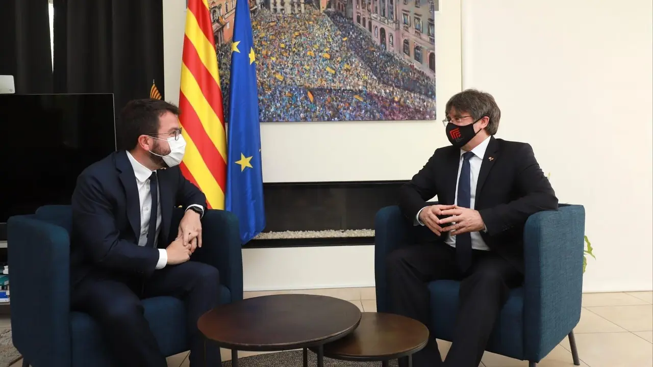 Reuni&oacute;n del presidente de la Generalitat, Pere Aragon&egrave;s, con el expresidente Carles Puigdemont, el 18 de junio en B&eacute;lgica.