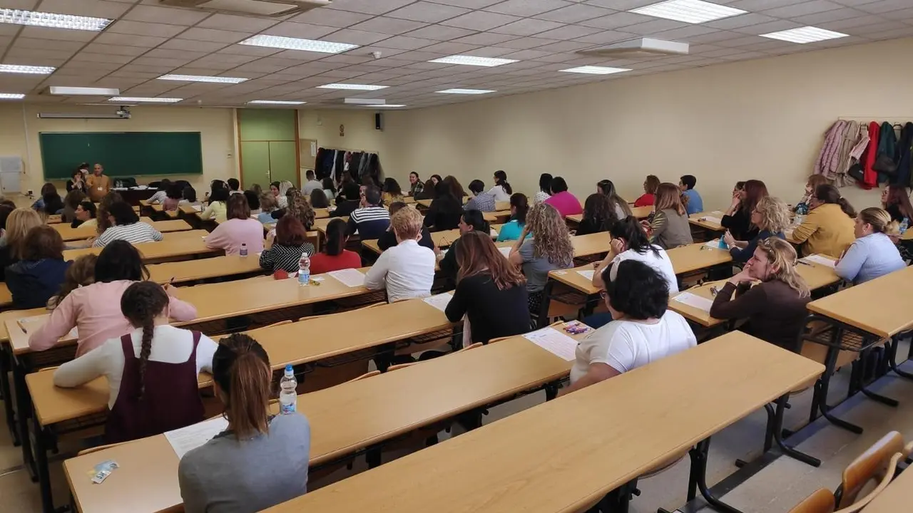 Archivo - Imagen de archivo de unas oposiciones a la Junta.