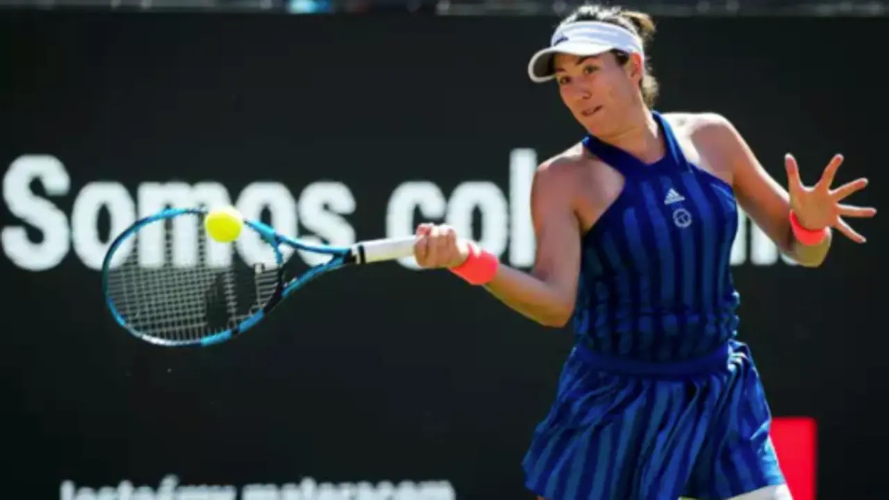 Garbi&ntilde;e Muguruza golpea un 'drive' en su partido de cuartos de final del torneo de Berl&iacute;n - Rob Prange / AFP7 / Europa Press
