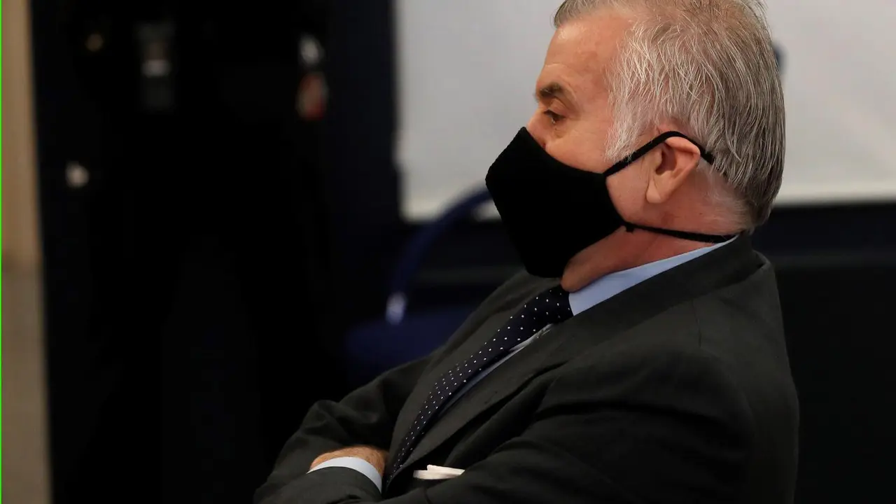 Archivo - El ex tesorero del PP Luis B&aacute;rcenas durante el juicio por la presunta 'caja b' del PP.