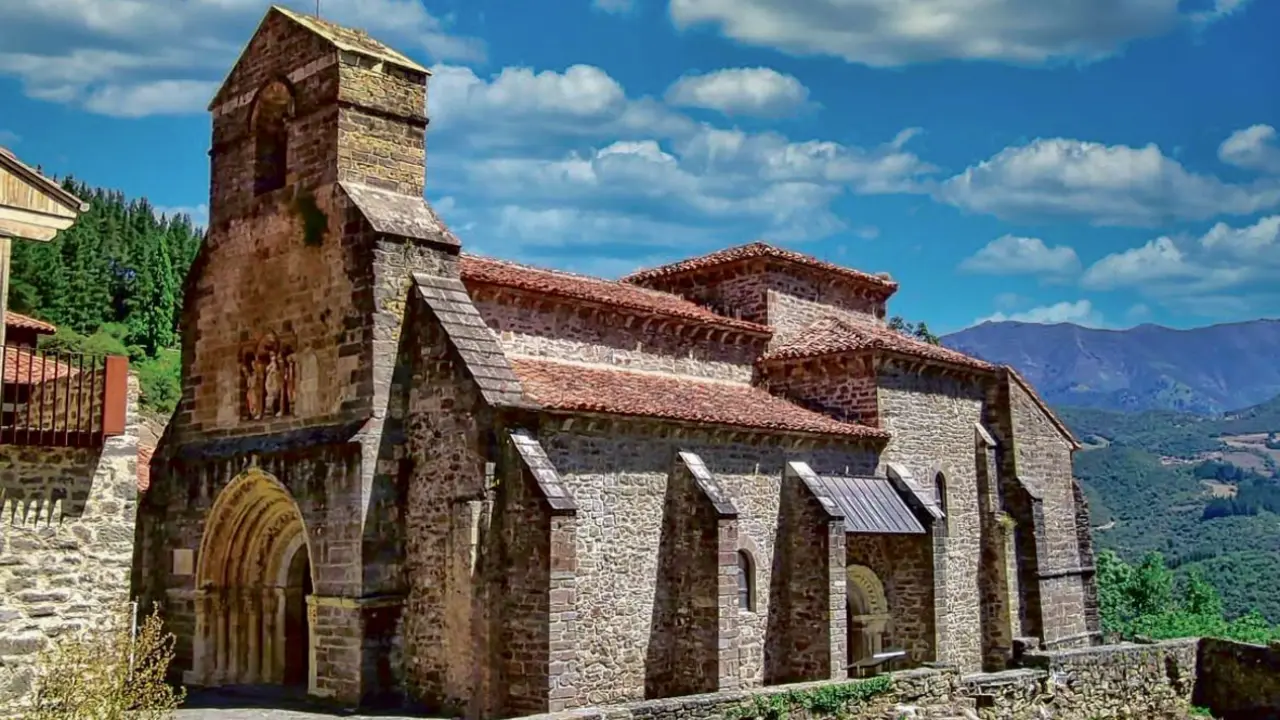 Iglesia de Santa Mar&iacute;a de Piasca. / ALERTA