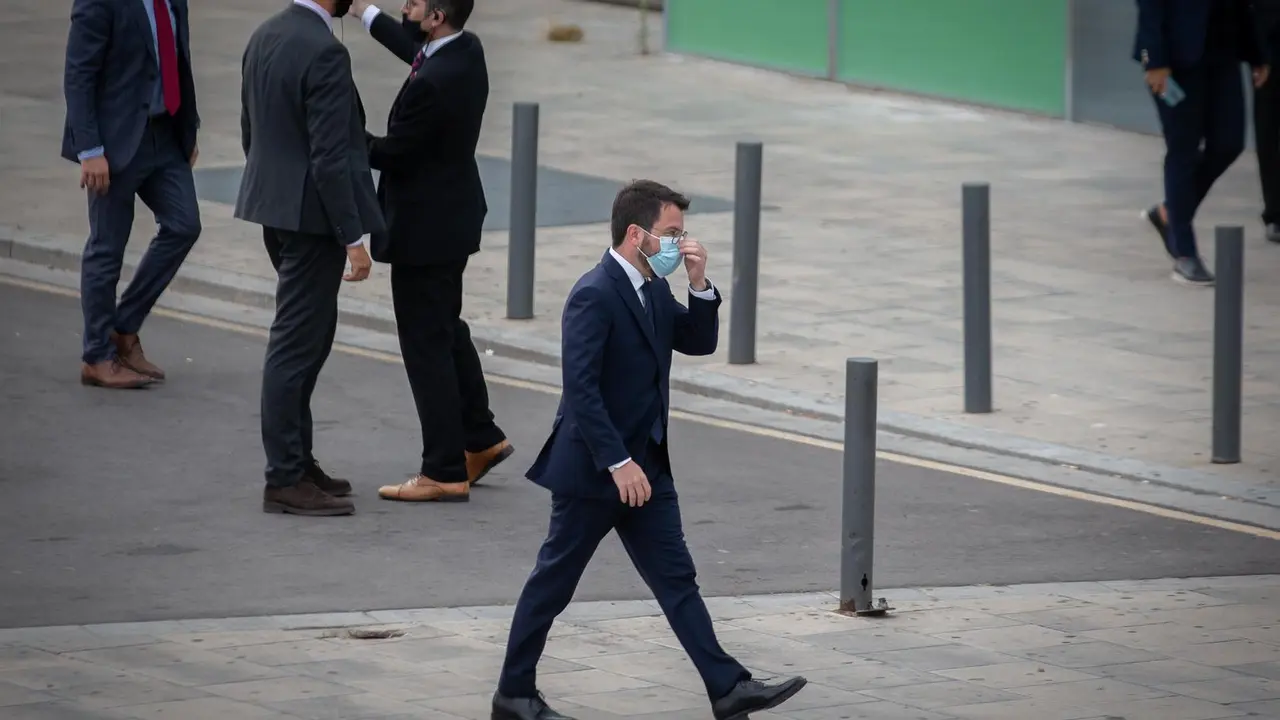 El presidente de la Generalitat, P&egrave;re Aragon&eacute;s, a su llegada al W Barcelona para asistir a una cena inaugural de la XXXVI reuni&oacute;n anual del Cercle D'Econom&iacute;a, a 16 de junio de 2021, en Barcelona, Catalunya (Espa&ntilde;a). Felipe VI protagoniza hoy la primera vi