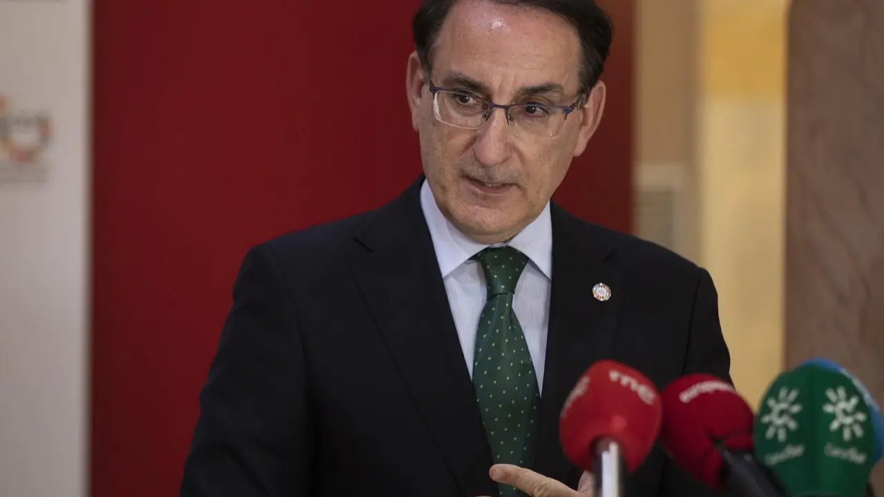 Archivo - El presidente de la Confederaci&oacute;n de Empresarios de Andaluc&iacute;a (CEA), Javier Gonz&aacute;lez de Lara, en una foto de archivo