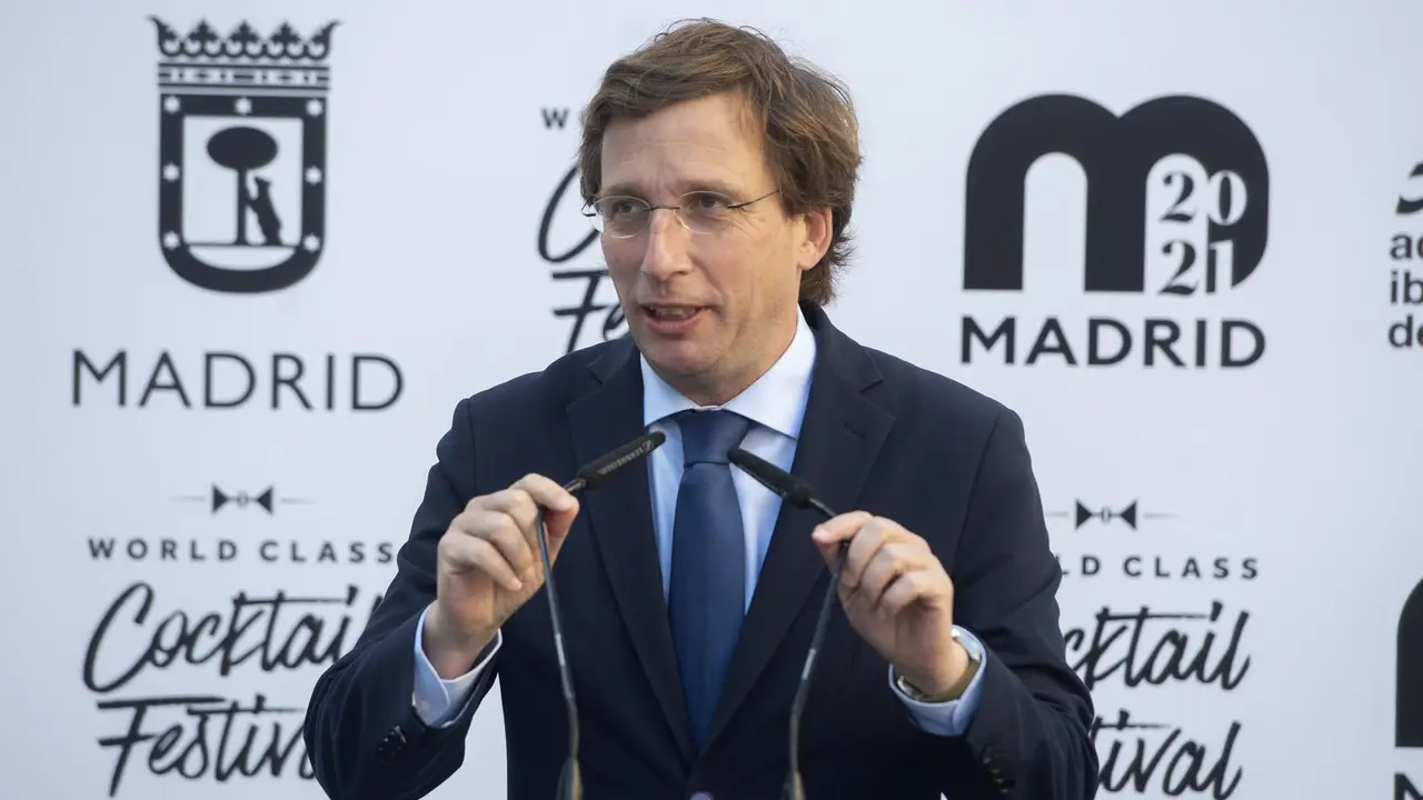 El alcalde de Madrid, Jos&eacute; Luis Mart&iacute;nez-Almeida, durante la presentaci&oacute;n del t&oacute;tem 'Gracias Madrid'.