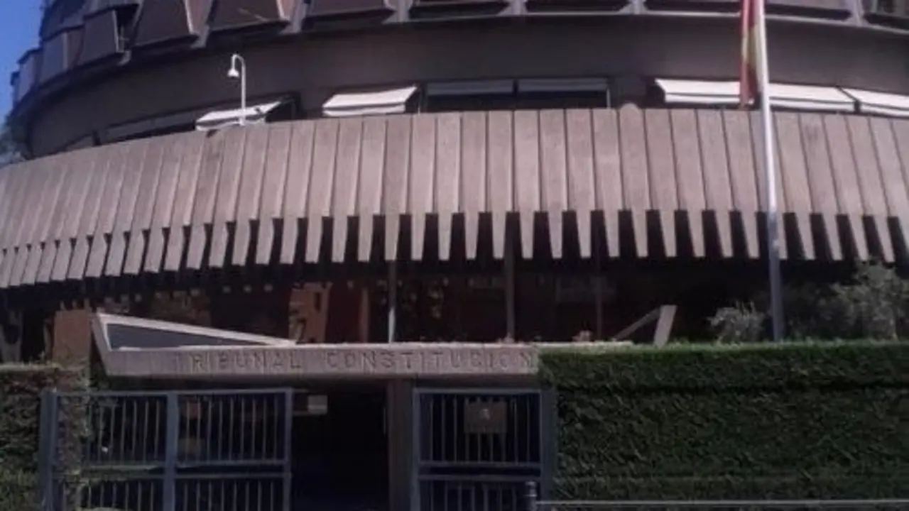 Archivo - Fachada del Tribunal Constitucional.