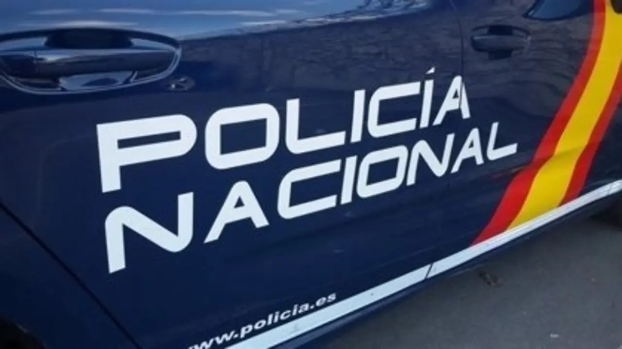 Archivo - Foto de recurso de un coche patrulla de Polic&iacute;a Nacional.