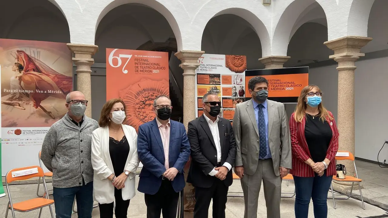Actores y actrices ciegas de la ONCE participar&aacute;n en un corto y en una obra que forman parte del Festival de M&eacute;rida