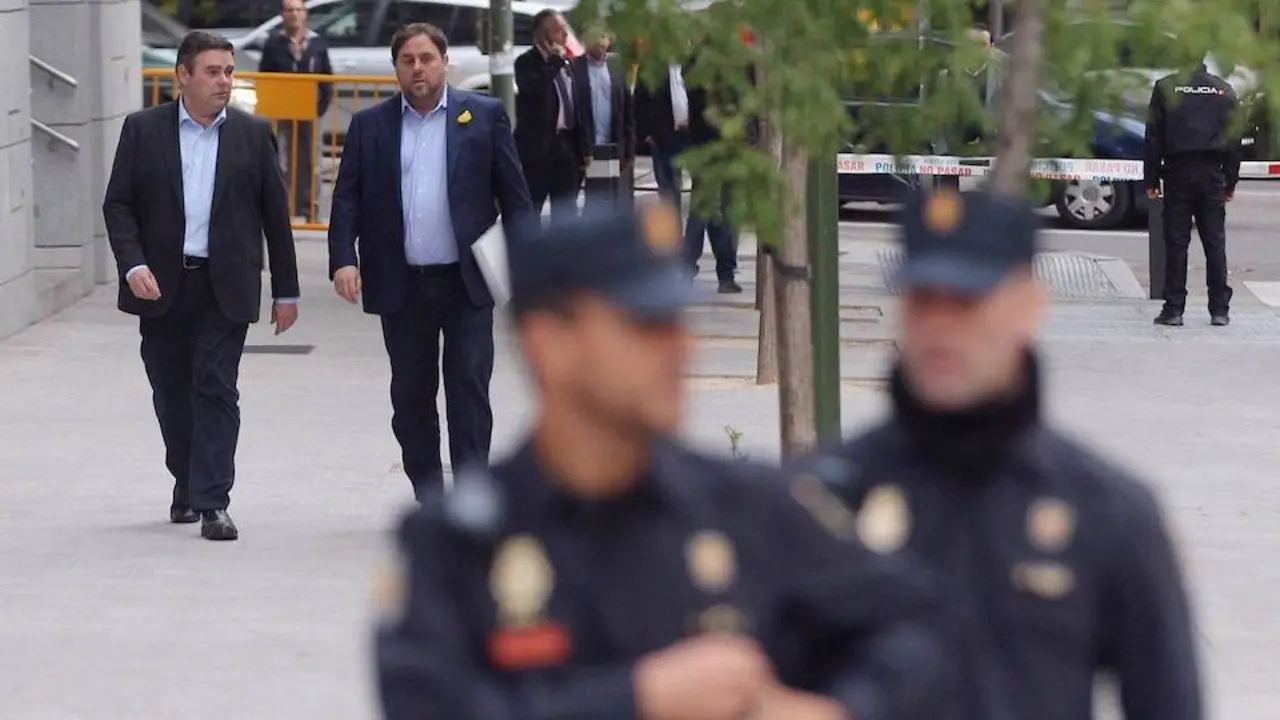 a-prision-junqueras-y-siete-exconsellers-por-evidente-riesgo-de-fuga