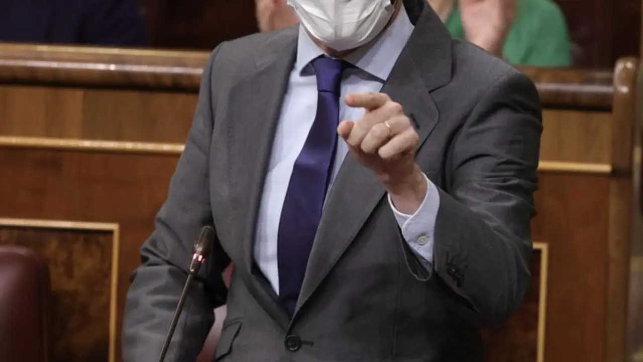 El l&iacute;der del PP, Pablo Casado, interviene en una sesi&oacute;n de control al Gobierno en el Congreso de los Diputados, a 23 de junio de 2021, en Madrid, (Espa&ntilde;a)