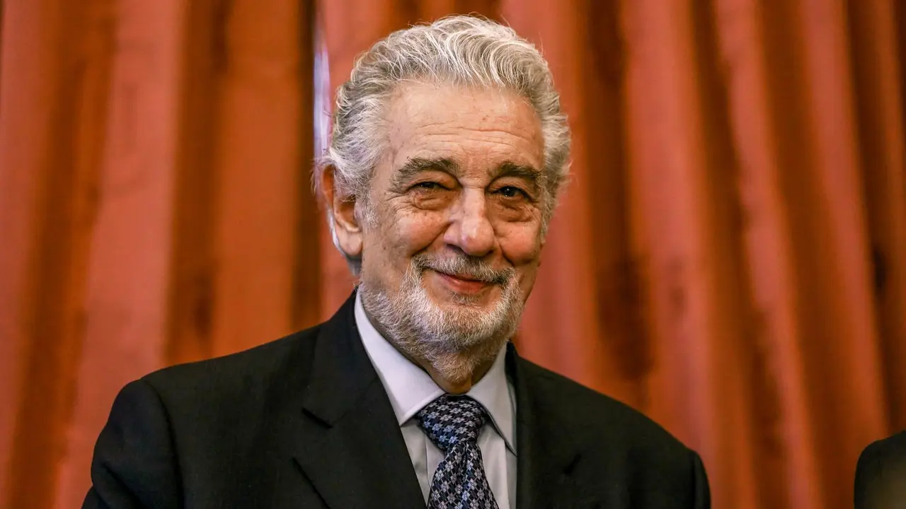El tenor Pl&aacute;cido Domingo, durante el acto por el que ha recibido el t&iacute;tulo de &lsquo;Embajador Honorario del Patrimonio Mundial de Espa&ntilde;a&rsquo; este 10 de junio, en el Teatro Real (Madrid)