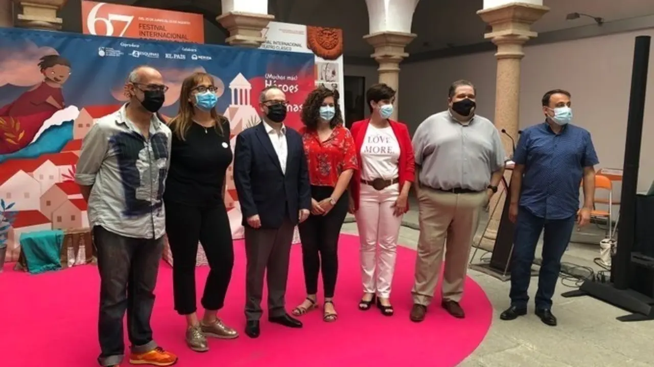 Presentaci&oacute;n del ciclo de cine y de la programaci&oacute;n infantil del Festival de M&eacute;rida.