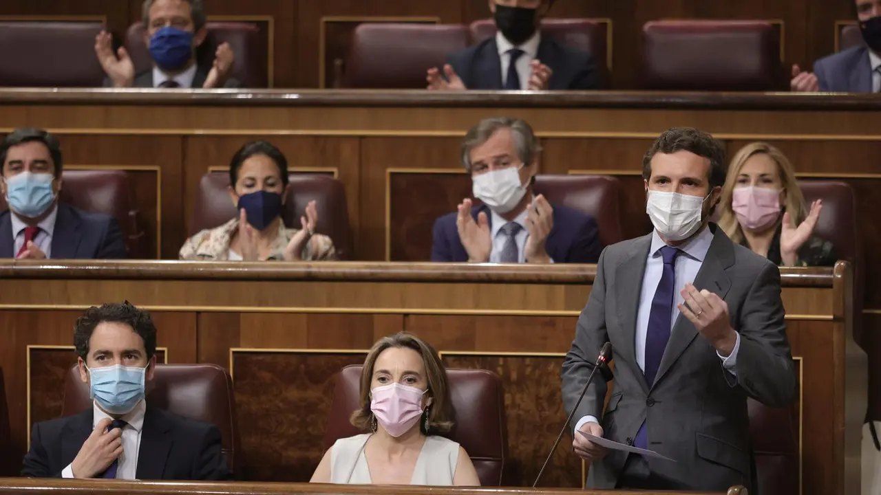 El l&iacute;der del PP, Pablo Casado, interviene en una sesi&oacute;n de control al Gobierno en el Congreso de los Diputados, a 23 de junio de 2021, en Madrid, (Espa&ntilde;a).
