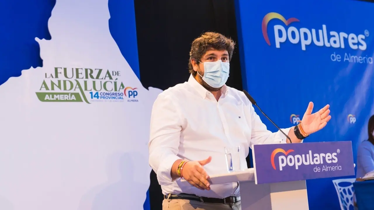 L&oacute;pez Miras ha asistido al XIV Congreso Provincial del PP de Almer&iacute;a en el que Javier Aureliano Garc&iacute;a ha sido nombrado nuevo presidente del partido en la provincia