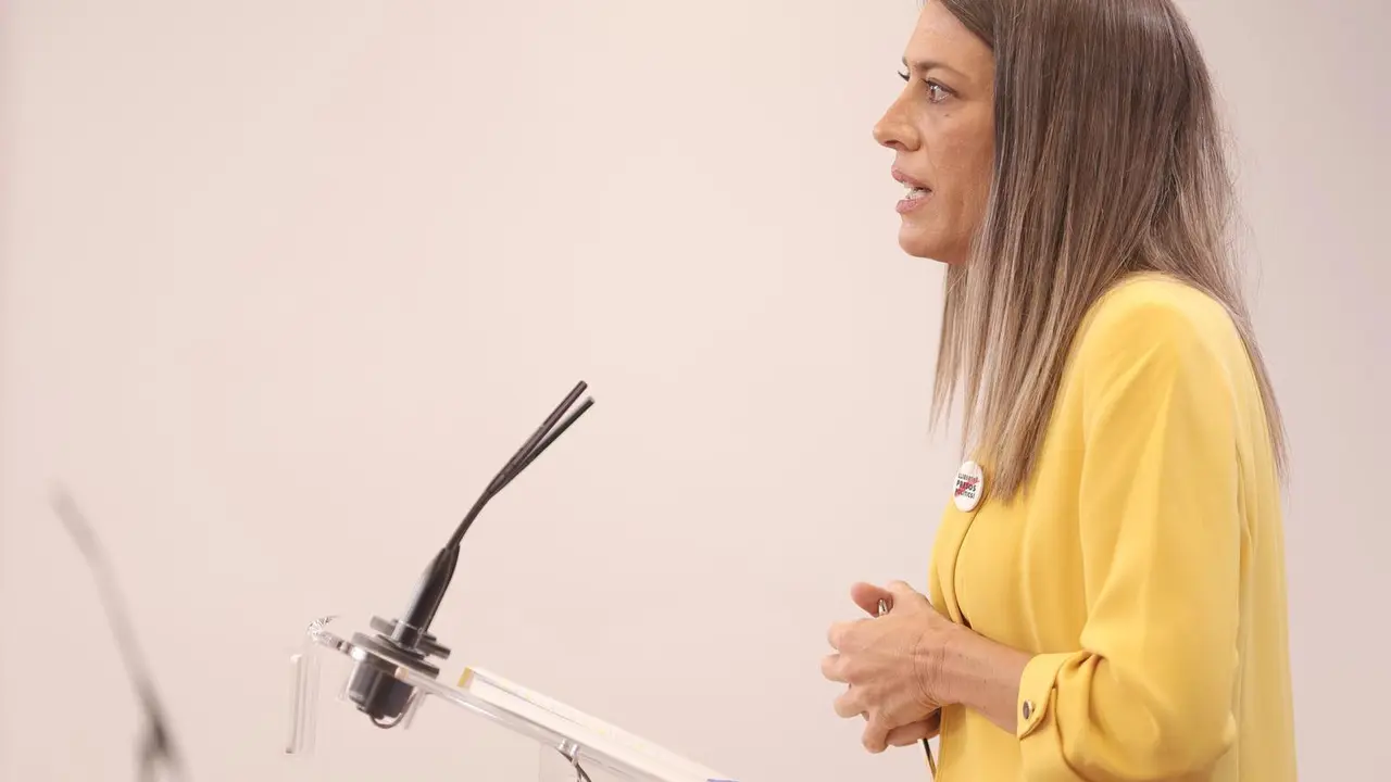 La portavoz de Junts per Catalunya, Miriam Nogueras, interviene en una rueda de prensa