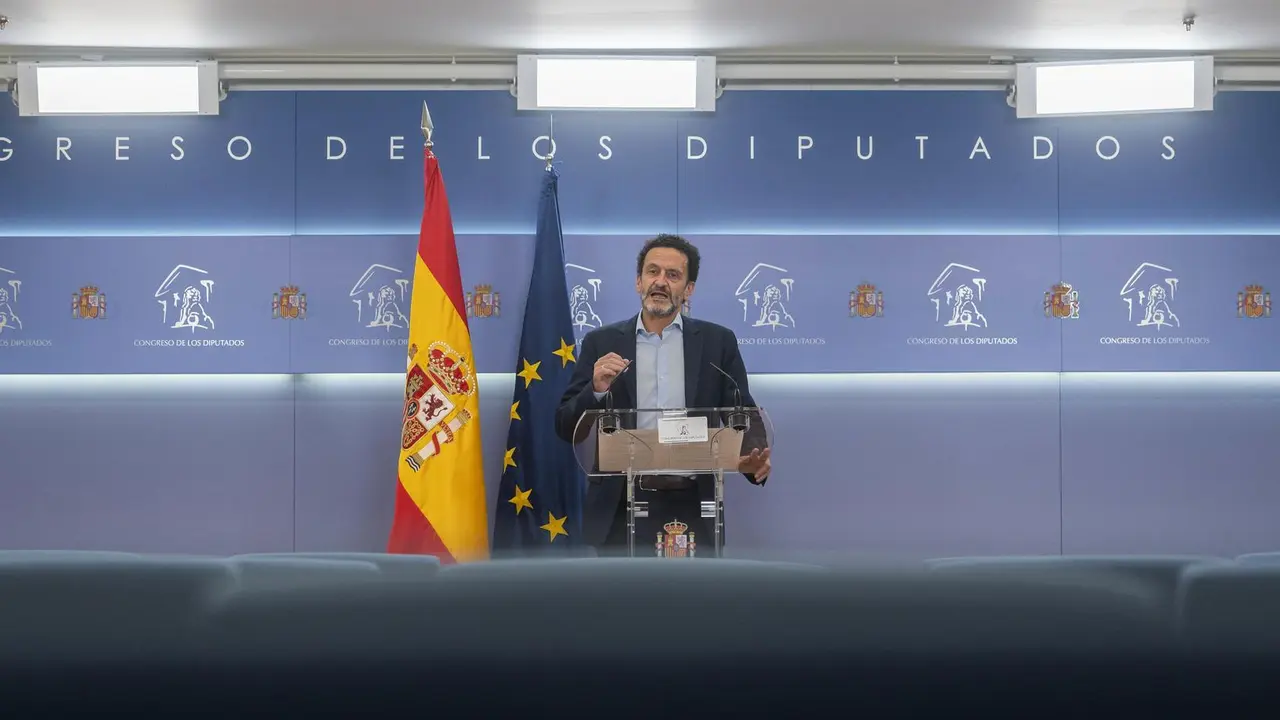 El vicesecretario general de Ciudadanos y portavoz adjunto en el Congreso de los Diputados, Edmundo Bal, en una rueda de prensa en la C&aacute;mara Baja.