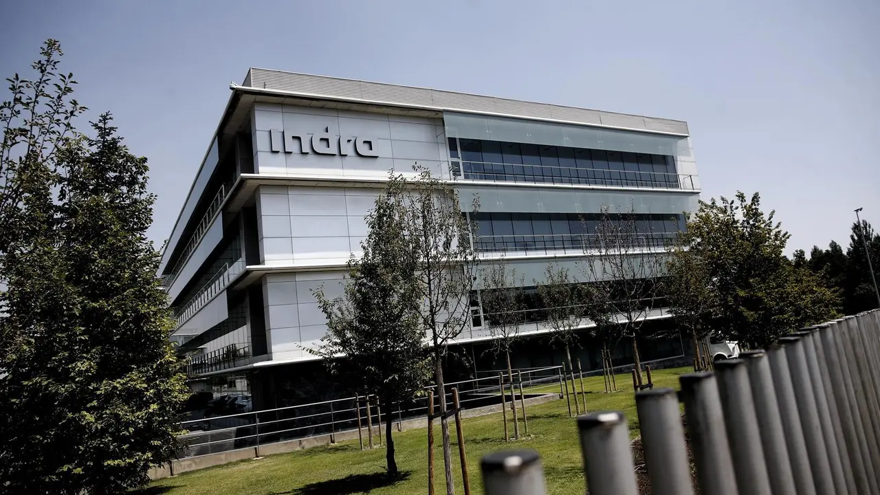 Archivo - Sede de la compa&ntilde;&iacute;a de tecnolog&iacute;a y consultor&iacute;a Indra en Alcobendas (Madrid)