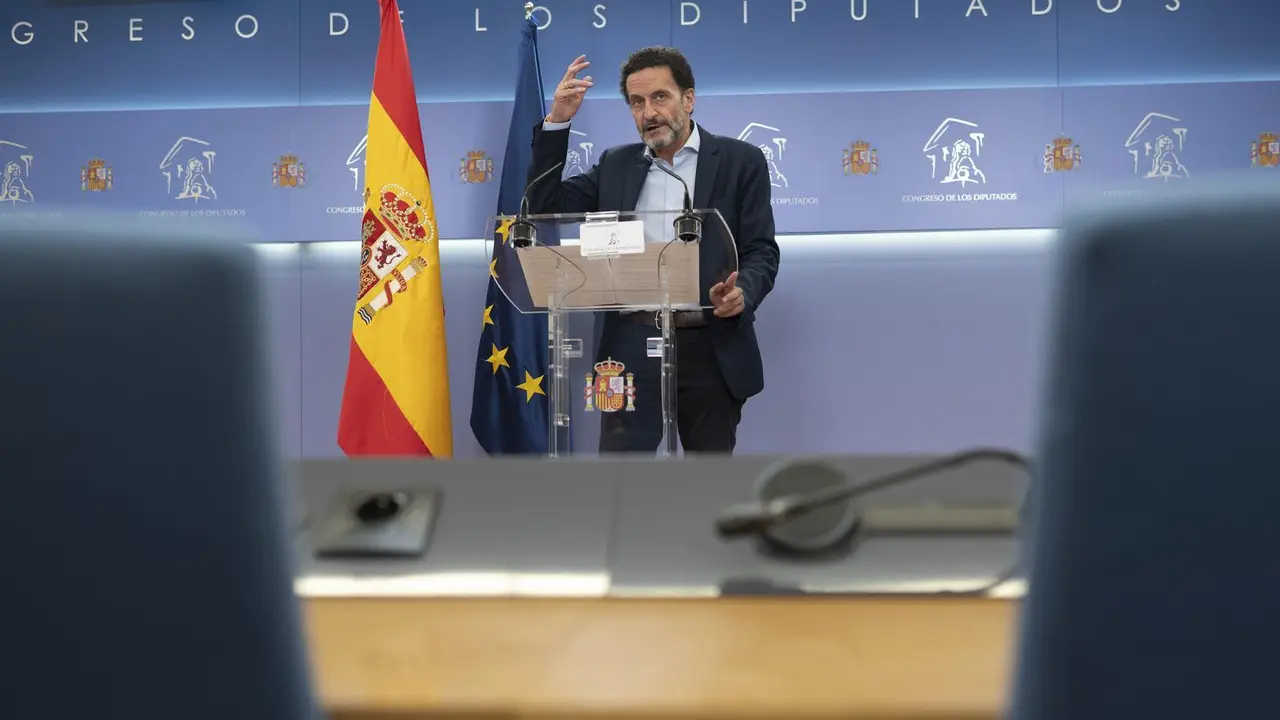 El vicesecretario general de Ciudadanos y portavoz adjunto en el Congreso de los Diputados, Edmundo Bal, en una rueda de prensa en la C&aacute;mara Baja.