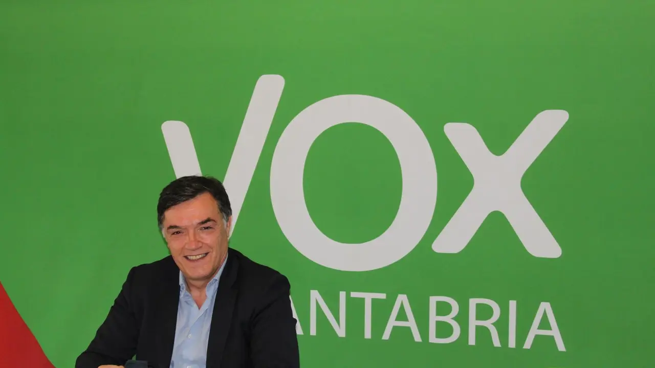 Guillermo P&eacute;rez-Cos&iacute;o, concejal de Vox de Santander