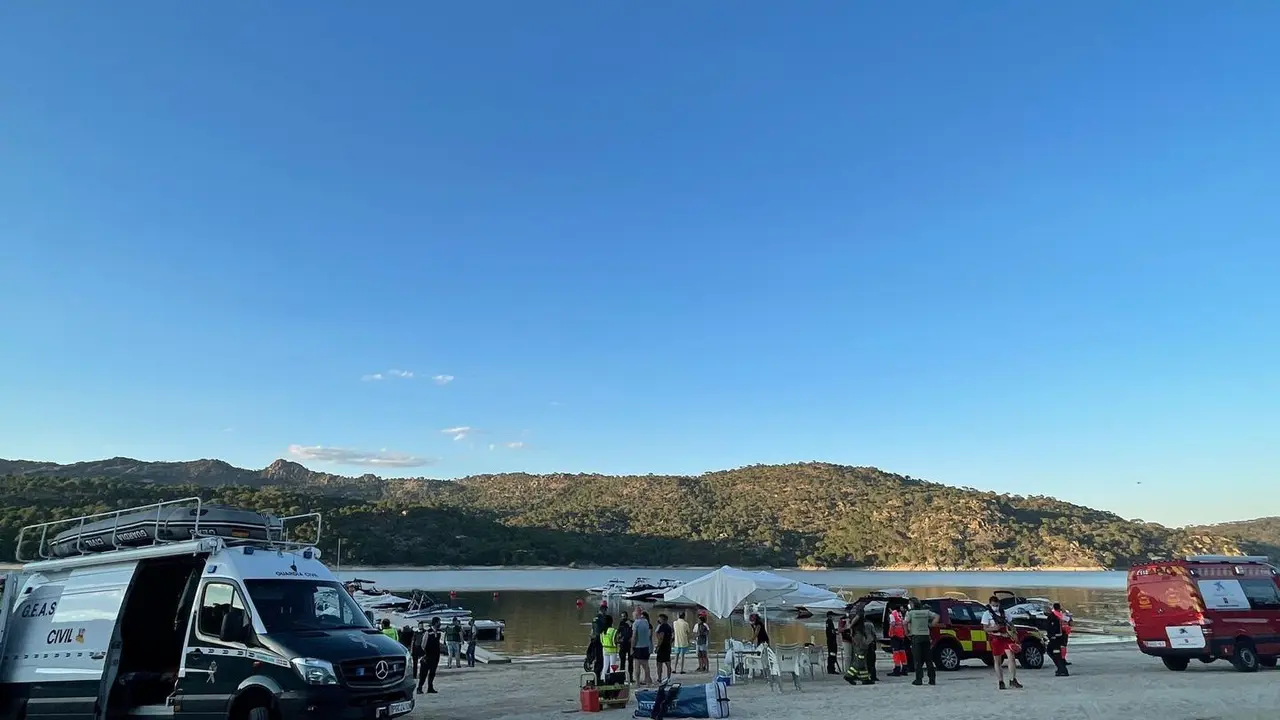 Buscan a una ni&ntilde;a de 10 a&ntilde;os desaparecida en el embalse de San Juan