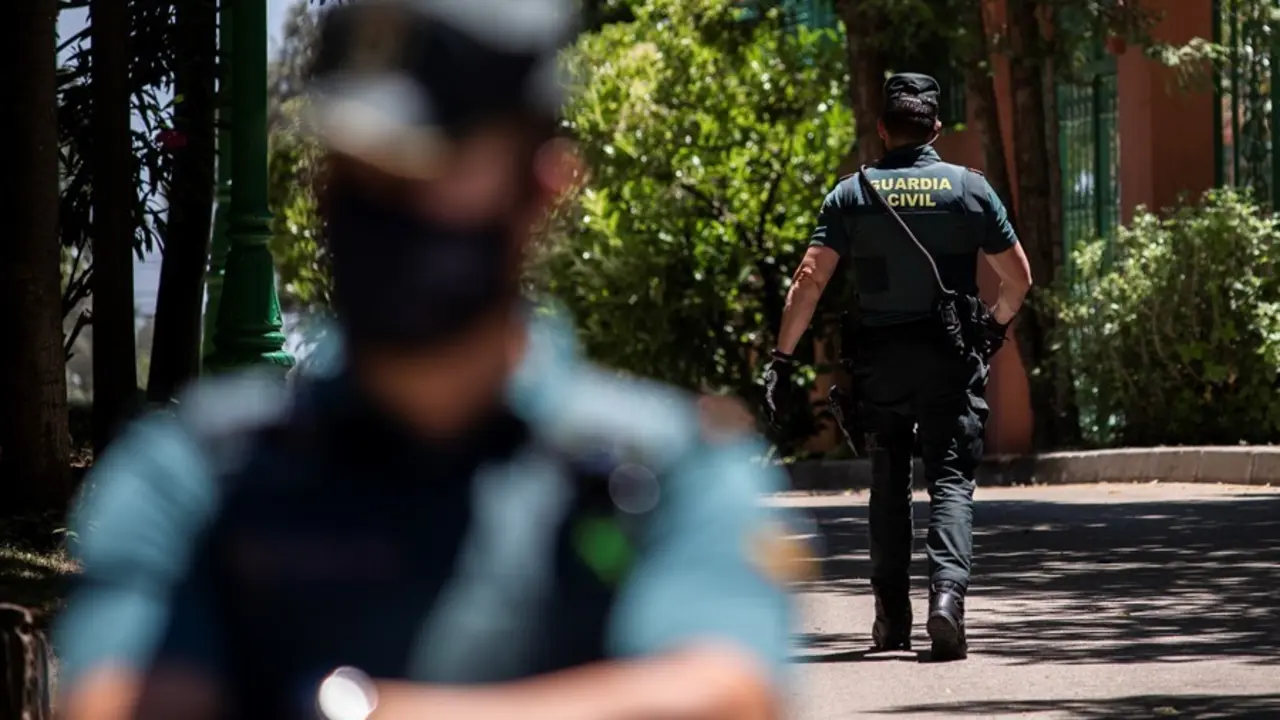 Imagen de archivo de dos agentes de la Guardia Civil 
