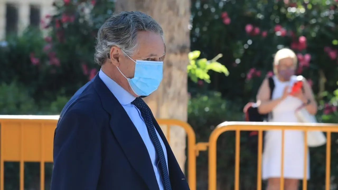 El empresario y marido de la ex secretaria general del PP Mar&iacute;a Dolores de Cospedal, Ignacio L&oacute;pez del Hierro, a su llegada a la Audiencia Nacional 