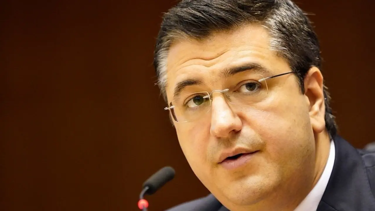 Archivo - El presidente del Comit&eacute; de las Regiones de la UE, Apostolos Tzitzikostas, durante la 139&ordf; sesi&oacute;n plenaria del Comit&eacute; Europeo de las Regiones celebrada en Bruselas, (B&eacute;lgica), a 30 de junio de 2020.