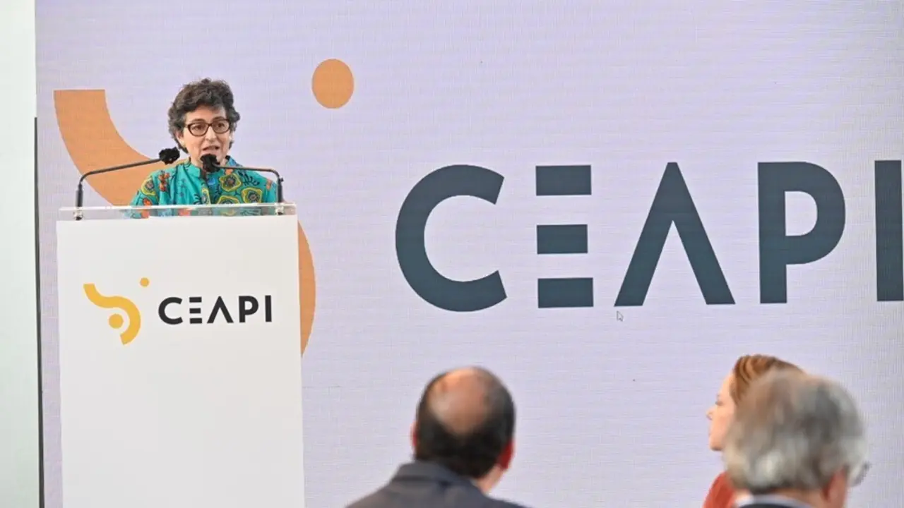 La ministra de Asuntos Exteriores ha presidido la Cena de la Asamblea Anual de Socios de CEAPI, celebrada este mi&eacute;rcoles 30 de noviembre en el Real Casino de Madrid.