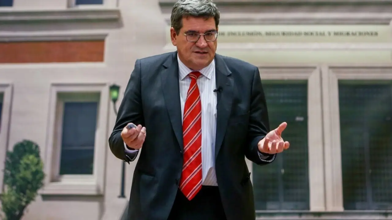 El ministro de Inclusi&oacute;n, Seguridad Social y Migraciones, Jos&eacute; Luis Escriv&aacute;