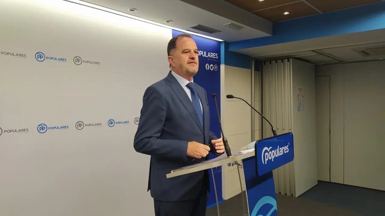 El presidente del PP vasco, Carlos Iturgaiz.