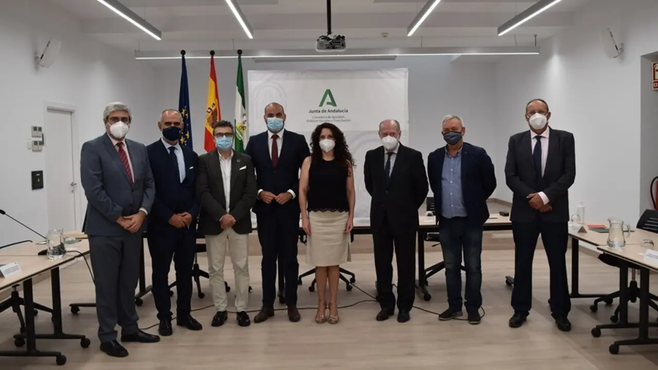 Andaluc&iacute;a pide al Gobierno central cambios en la gesti&oacute;n del Ingreso M&iacute;nimo Vital