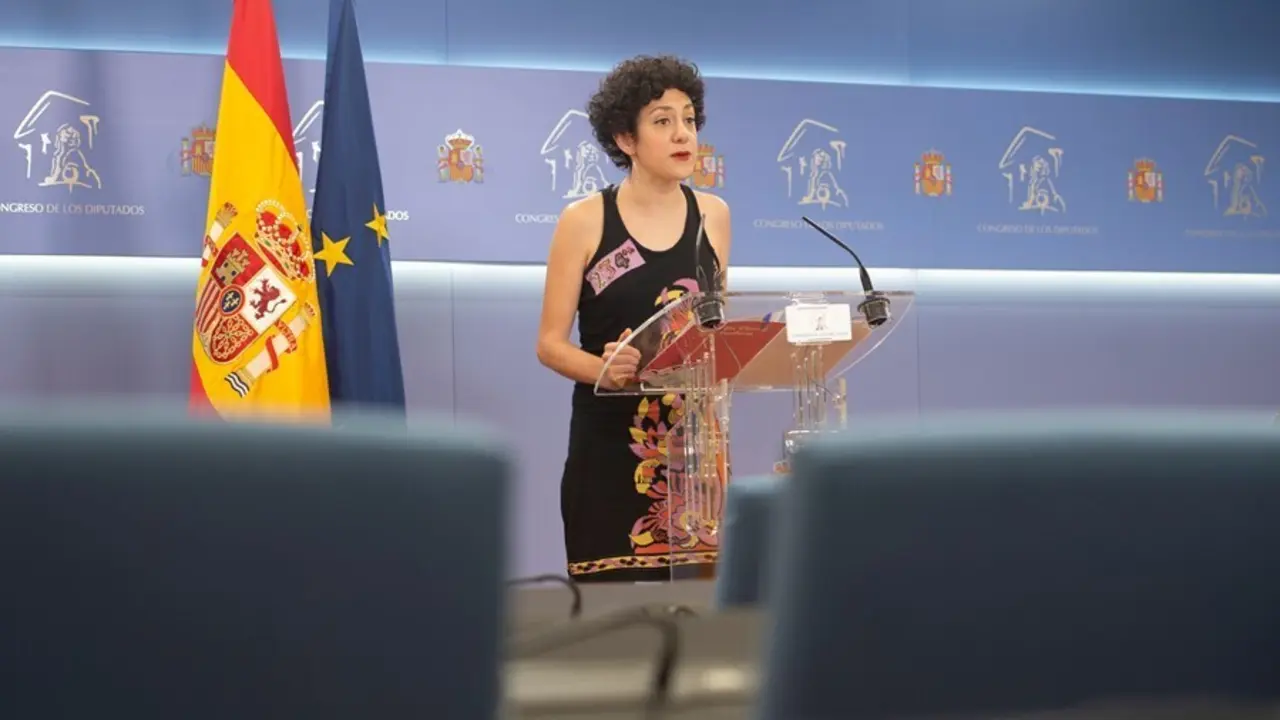La portavoz parlamentaria de Unidas Podemos, Aina Vidal, interviene en una rueda de prensa de Portavoces, a 29 de junio de 2021, en la Sala Constitucional del Congreso de los Diputados, Madrid, (Espa&ntilde;a).