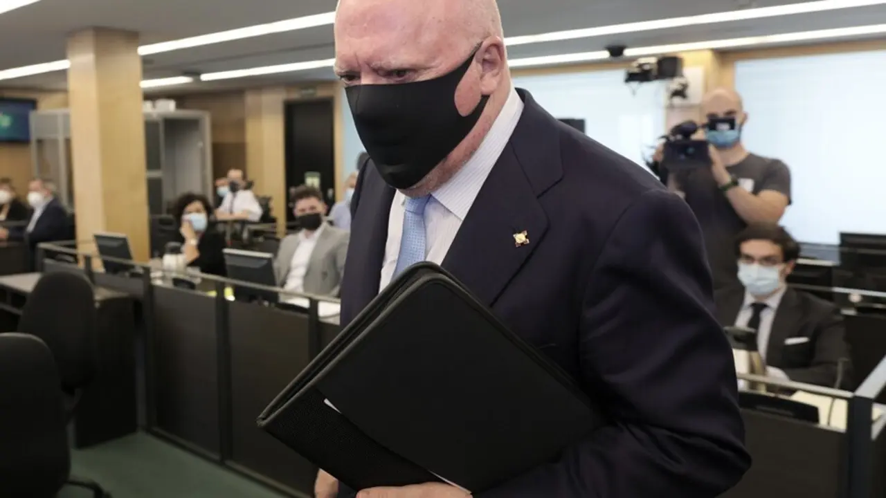 Archivo - El excomisario Jos&eacute; Manuel Villarejo a su llegada a la comisi&oacute;n de investigaci&oacute;n del Congreso de los Diputados sobre la 'Operaci&oacute;n Kitchen'.