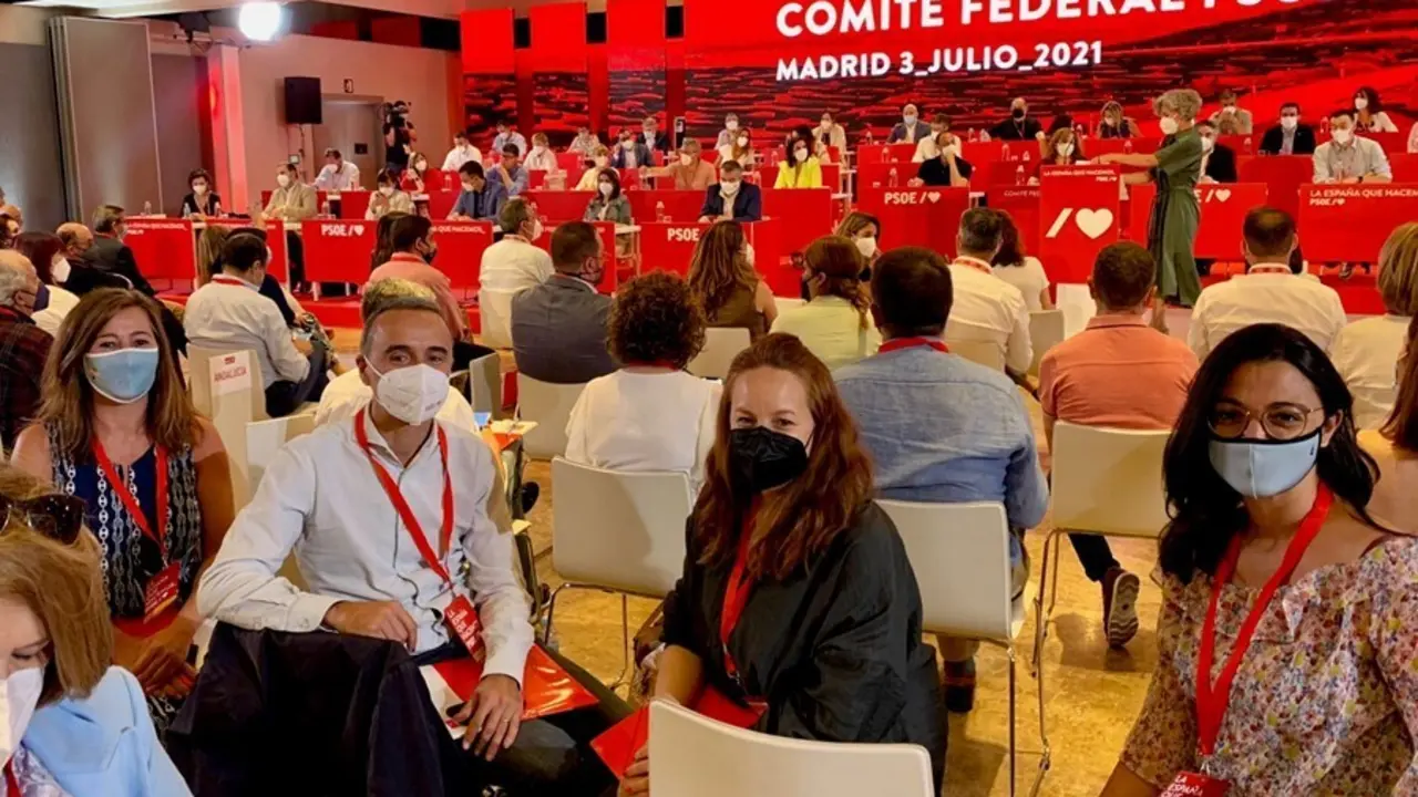 (I-D) La Secretaria General Del PSIB-PSOE, Francina Armengol, El Diputado Socialista Por Baleares En El Congreso, Pere Joan Pons; La  Secret&agrave;ria De Oganitzaci&oacute;n Del PSIB, Silvana Gonz&aacute;lez Y La Secretaria De Pol&iacute;tica Auton&ograve;mica, Maria Jos&eacute; Camps.