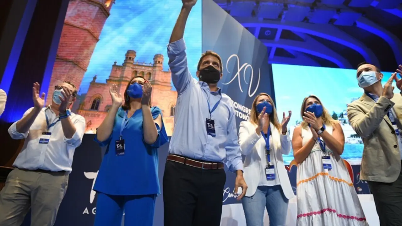 El presidente del PPCV, Carlos Maz&oacute;n