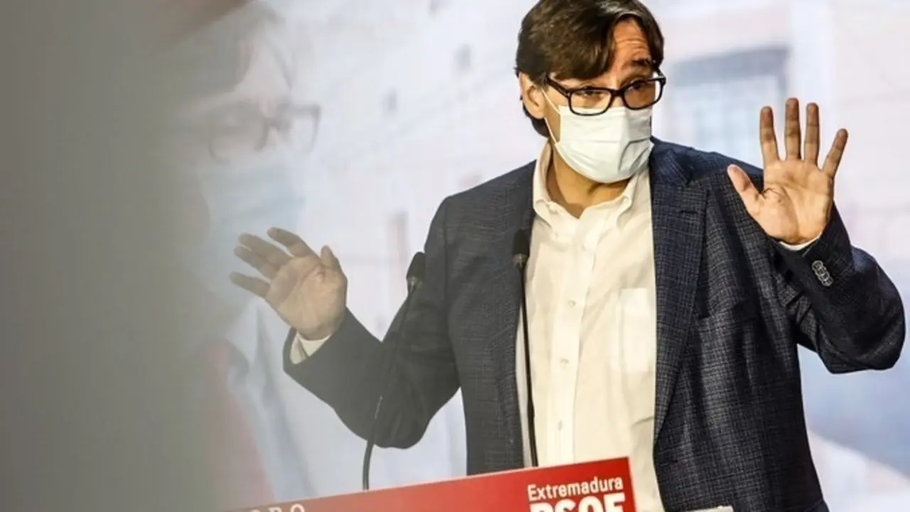 Salvador Illa, en su intervenci&oacute;n en un acto del PSOE en M&eacute;rida.