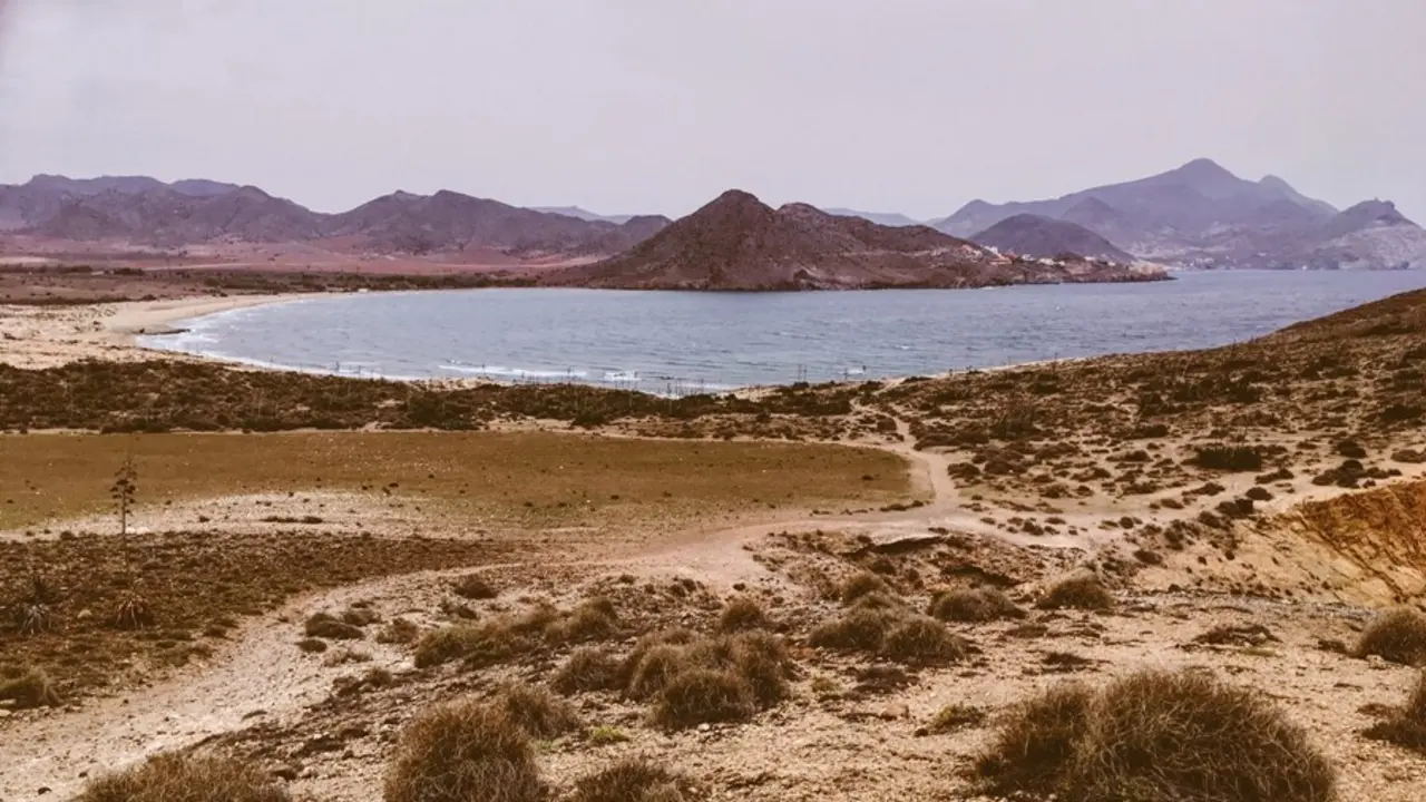 Archivo - Playa de Los Genoveses, en el parque natural de Cabo de Gata