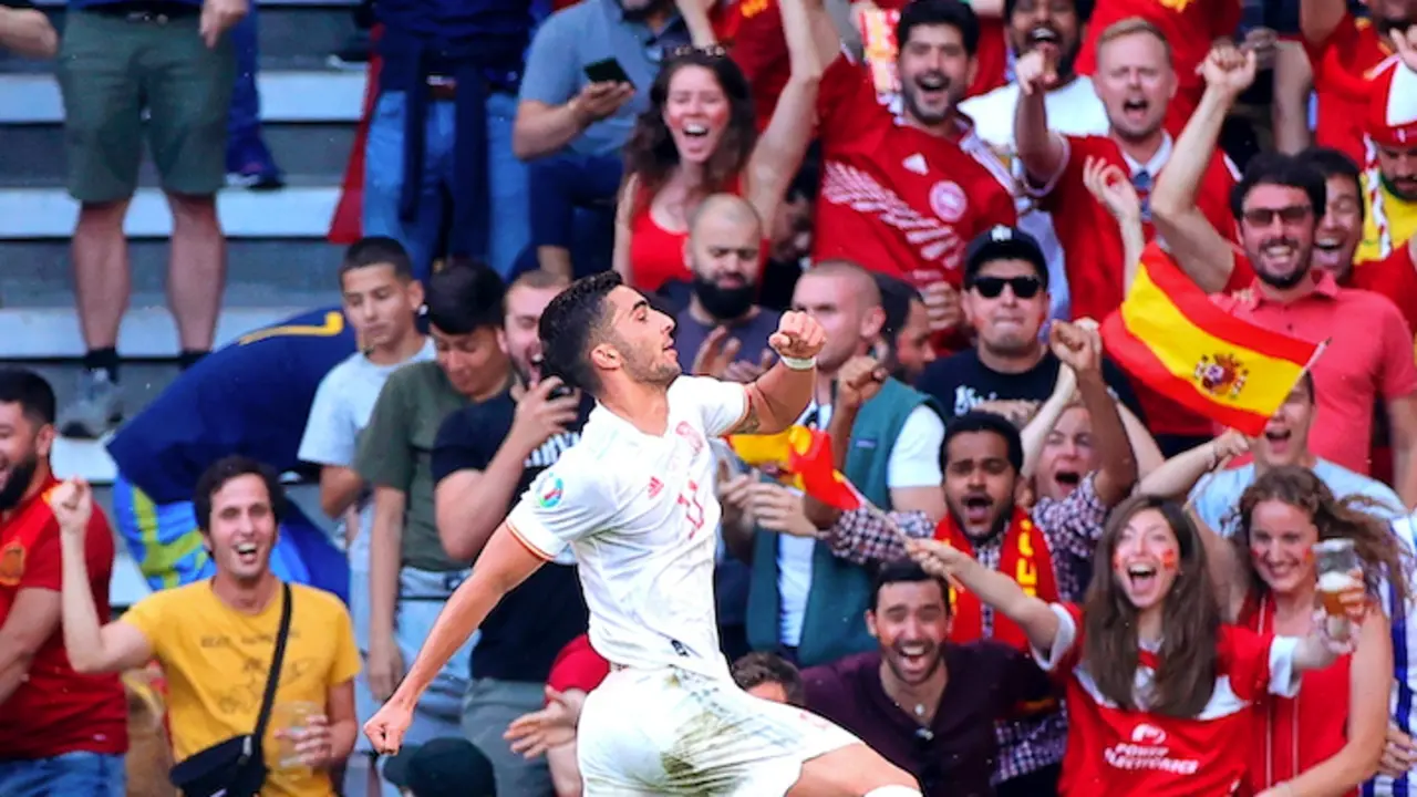 El delantero de Espa&ntilde;a Ferr&aacute;n Torres celebra su gol durante el partido de los octavos de final de la Eurocopa 2020 que las selecciones de Croacia y Espa&ntilde;a disputan hoy en Copenhague, Dinamarca, 28 Junio 2021. EFE/EPA/Friedemann Vogel / POOL