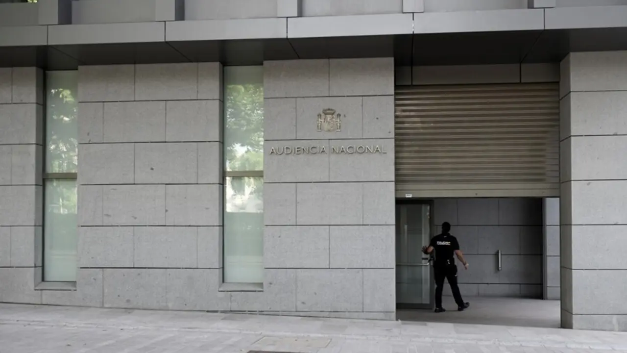 Entrada de la Audiencia Nacional.