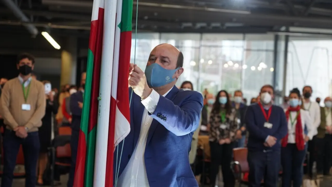 Archivo - El presidente del PNV, Andoni Ortuzar, durante la celebraci&oacute;n del Aberri Eguna (D&iacute;a de la Patria), a 4 de abril de 2021, en el Palacio Euskalduna de Bilbao, Euskadi (Espa&ntilde;a). 
