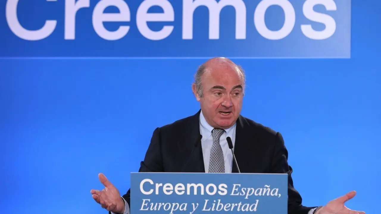 El vicepresidente del BCE, Luis de Guindos, interviene en el curso &lsquo;Espa&ntilde;a, Europa y libertad&rsquo;, a 6 de julio de 2021, en El Escorial, Madrid, (Espa&ntilde;a). Este curso, organizado por la delegaci&oacute;n espa&ntilde;ola del Grupo PPE en el Parlamento Europeo, forma parte d